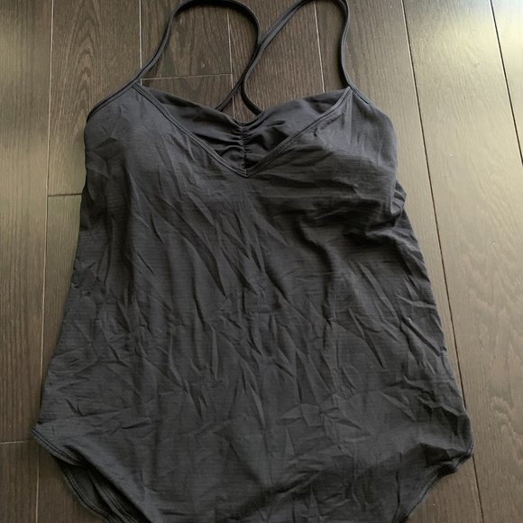 Lululemon Roll Out Tank - size 6, Black with mini stripe - Picture 9 of 10